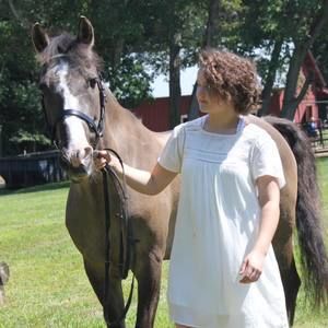 Meet your Posher, Abbie